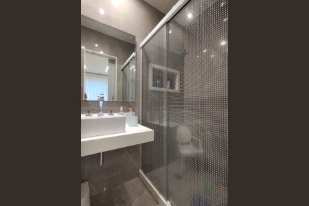 Casa de condomínio à venda com 424m², 5 quartos e 5 vagasBanheiro da Suíte 1