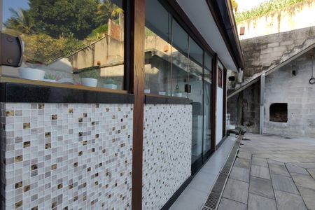 Casa de condomínio à venda com 424m², 5 quartos e 5 vagas Casa de condomínio à venda com 424m², 5 quartos e 5 vagasÁrea gourmet