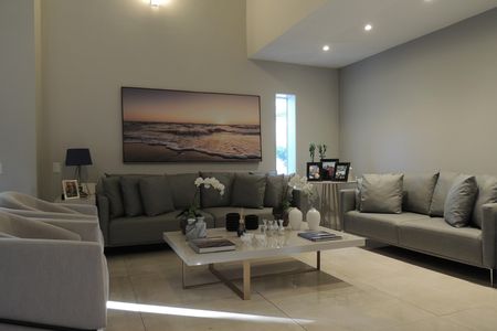 Casa de condomínio à venda com 424m², 5 quartos e 5 vagasSala 1