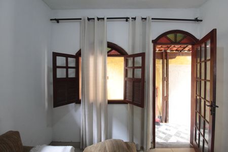 Casa à venda com 360m², 5 quartos e 1 vagaSala