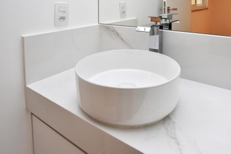 Apartamento para alugar com 115m², 1 quarto e sem vaga Apartamento para alugar com 115m², 1 quarto e sem vagaBanheiro da Suíte