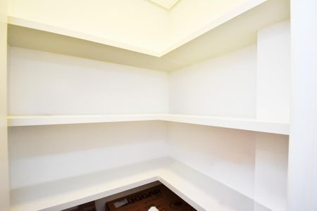 Apartamento para alugar com 115m², 1 quarto e sem vaga Apartamento para alugar com 115m², 1 quarto e sem vagaDespensa