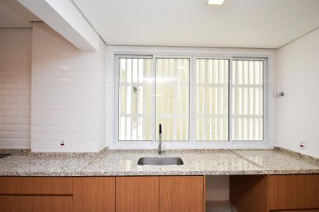 Apartamento para alugar com 115m², 1 quarto e sem vaga Apartamento para alugar com 115m², 1 quarto e sem vagaCozinha