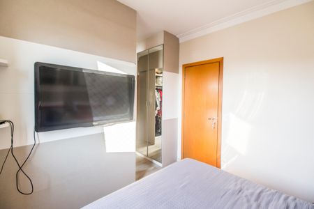 Apartamento à venda com 127m², 3 quartos e 2 vagasSuíte 1