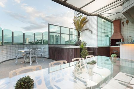 Apartamento à venda com 170m², 3 quartos e 5 vagasarea extena cobertura