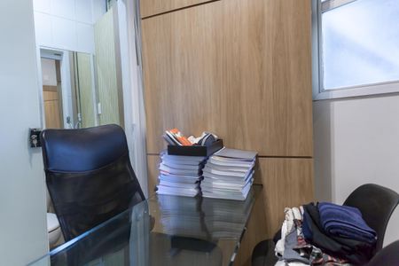 Apartamento à venda com 170m², 3 quartos e 5 vagasEscritório