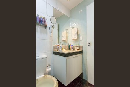 Apartamento à venda com 170m², 3 quartos e 5 vagasbnaheiro suite 2