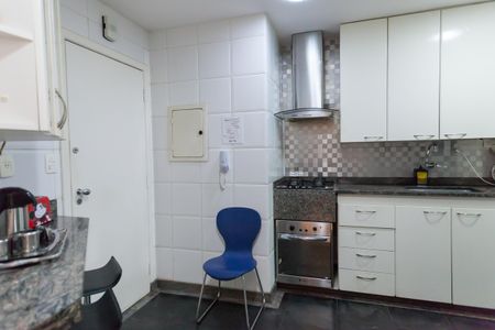 Apartamento à venda com 170m², 3 quartos e 5 vagasCozinha
