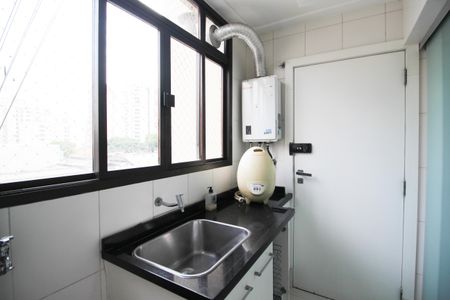 Apartamento para alugar com 81m², 3 quartos e 1 vagaÁrea de Serviço