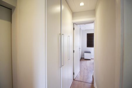 Apartamento para alugar com 81m², 3 quartos e 1 vagaCorredor