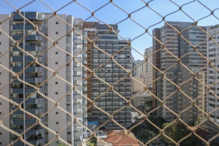 Apartamento à venda com 180m², 4 quartos e 2 vagasVista da Suíte 2