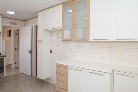 Apartamento à venda com 180m², 4 quartos e 2 vagasCozinha