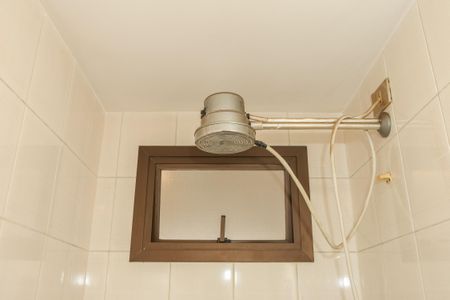 Apartamento à venda com 180m², 4 quartos e 2 vagasBanheiro de Serviço