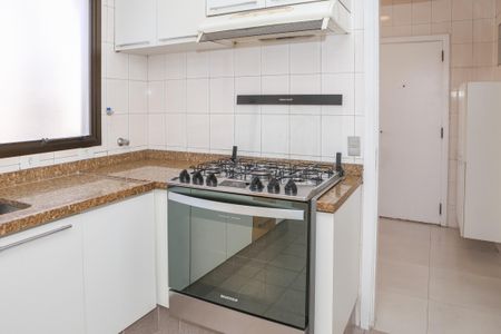 Apartamento à venda com 180m², 4 quartos e 2 vagasCozinha