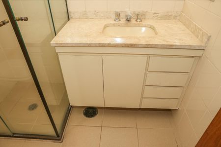 Apartamento à venda com 180m², 4 quartos e 2 vagasBanheiro da Suíte 3