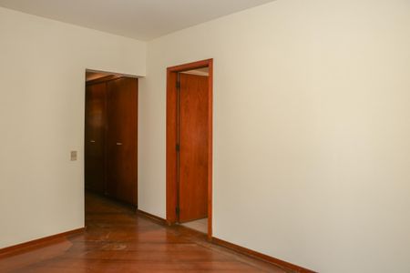 Apartamento à venda com 180m², 4 quartos e 2 vagasSuíte 1