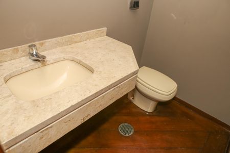 Apartamento à venda com 180m², 4 quartos e 2 vagasLavabo