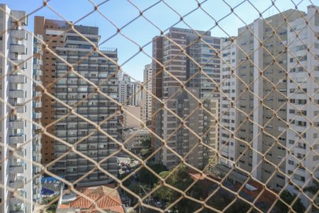 Apartamento à venda com 180m², 4 quartos e 2 vagasVista da Suíte 3