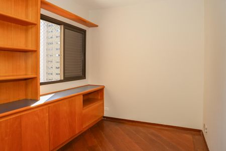 Apartamento à venda com 180m², 4 quartos e 2 vagasQuarto