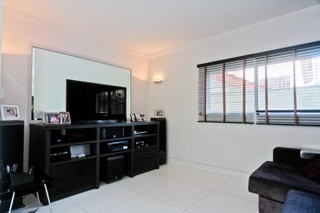 Casa à venda com 600m², 4 quartos e sem vagaSala