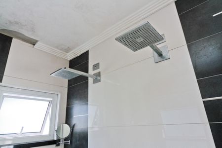 Casa à venda com 600m², 4 quartos e sem vagaBanheiro da Suíte 2