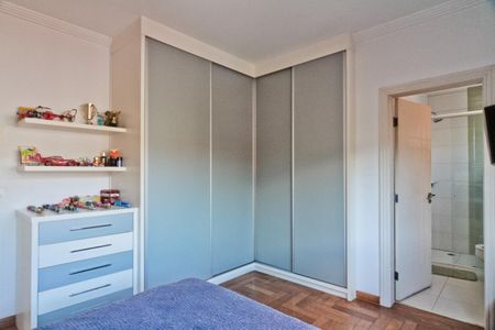 Casa à venda com 600m², 4 quartos e sem vagaSuíte 3