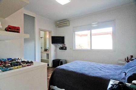 Casa à venda com 600m², 4 quartos e sem vagaSuíte 3