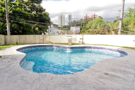 Casa à venda com 600m², 4 quartos e sem vagaÁrea externa