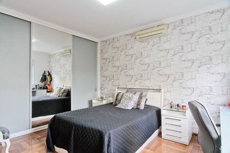 Casa à venda com 600m², 4 quartos e sem vagaSuíte 4