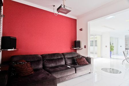 Casa à venda com 600m², 4 quartos e sem vagaSala