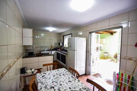 Casa de condomínio para alugar com 140m², 5 quartos e 1 vaga Casa de condomínio para alugar com 140m², 5 quartos e 1 vagaCopa