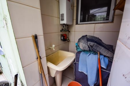 Casa de condomínio para alugar com 140m², 5 quartos e 1 vaga Casa de condomínio para alugar com 140m², 5 quartos e 1 vagaÁrea de Serviço