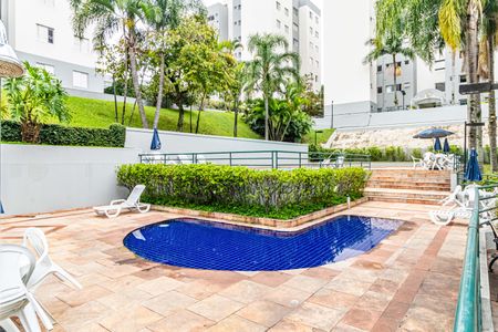 Apartamento à venda com 68m², 3 quartos e 1 vaga Apartamento à venda com 68m², 3 quartos e 1 vagaÁrea comum - Piscina