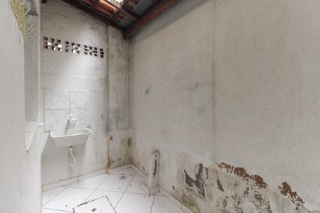 Casa de condomínio à venda com 62m², 2 quartos e 1 vagaÁrea de Serviço