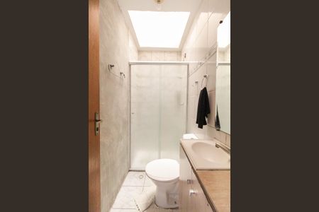 Casa de condomínio à venda com 62m², 2 quartos e 1 vagaBanheiro