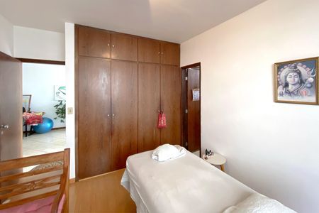 Casa à venda com 345m², 6 quartos e 4 vagasSuite 1