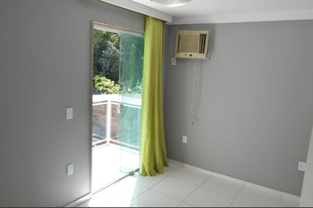 Casa de condomínio à venda com 300m², 4 quartos e 2 vagasSuíte 1