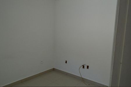 Casa de condomínio à venda com 300m², 4 quartos e 2 vagasQuarto