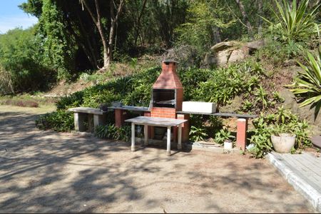 Casa de condomínio à venda com 300m², 4 quartos e 2 vagasÁrea comum - Churrasqueira