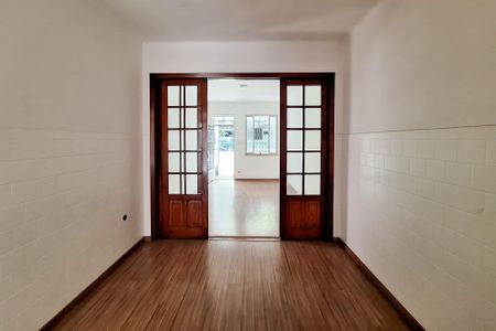 Casa à venda com 200m², 3 quartos e 1 vaga Casa à venda com 200m², 3 quartos e 1 vagaSala 2