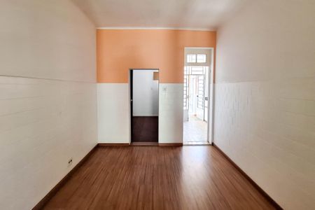 Casa à venda com 200m², 3 quartos e 1 vaga Casa à venda com 200m², 3 quartos e 1 vagaSala 2