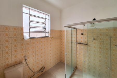 Casa à venda com 200m², 3 quartos e 1 vaga Casa à venda com 200m², 3 quartos e 1 vagaBanheiro