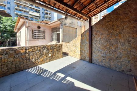 Casa à venda com 200m², 3 quartos e 1 vaga Casa à venda com 200m², 3 quartos e 1 vagaTerraço