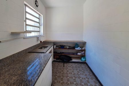 Casa à venda com 200m², 3 quartos e 1 vaga Casa à venda com 200m², 3 quartos e 1 vagaCozinha