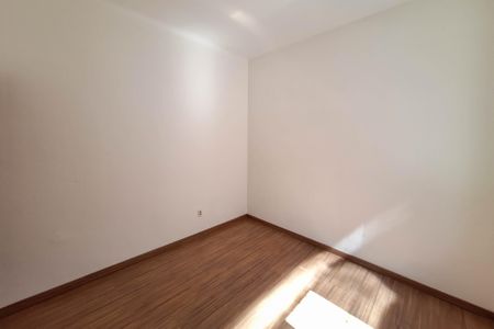 Casa à venda com 200m², 3 quartos e 1 vaga Casa à venda com 200m², 3 quartos e 1 vagaQuarto 1