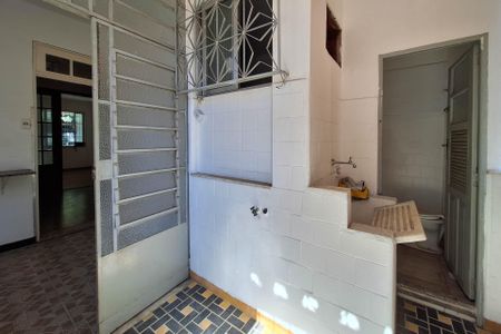 Casa à venda com 200m², 3 quartos e 1 vaga Casa à venda com 200m², 3 quartos e 1 vagaÁrea de Serviço