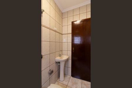 Casa para alugar com 140m², 3 quartos e 2 vagasBanheiro 2
