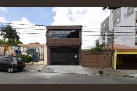 Casa para alugar com 140m², 3 quartos e 2 vagasFachada