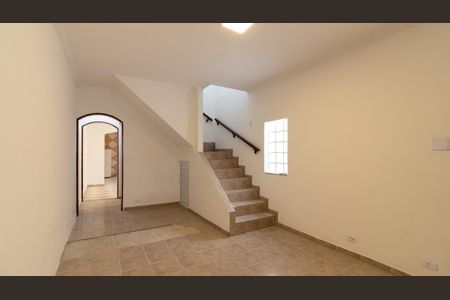 Casa para alugar com 140m², 3 quartos e 2 vagasSala
