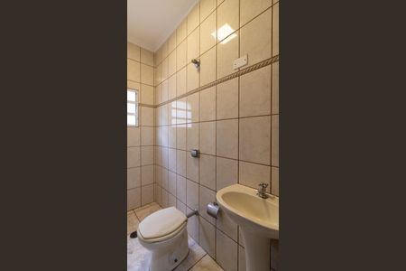 Casa para alugar com 140m², 3 quartos e 2 vagasBanheiro 2